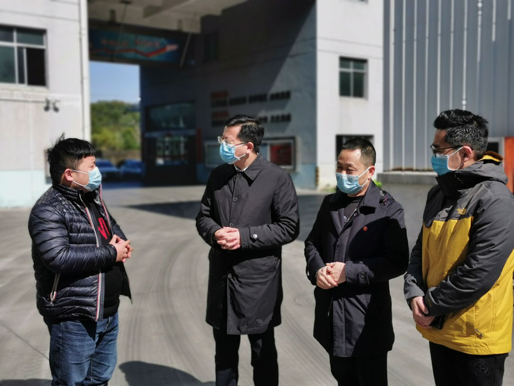 江鑫嚴格防控疫情、大力推進復工